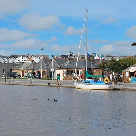 Oak Bude